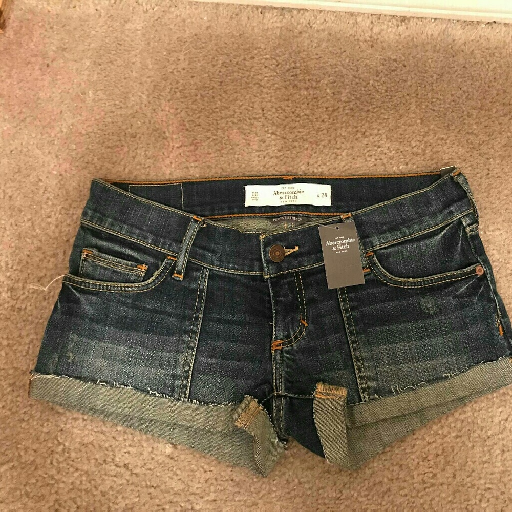 Abercrombie and Fitch short